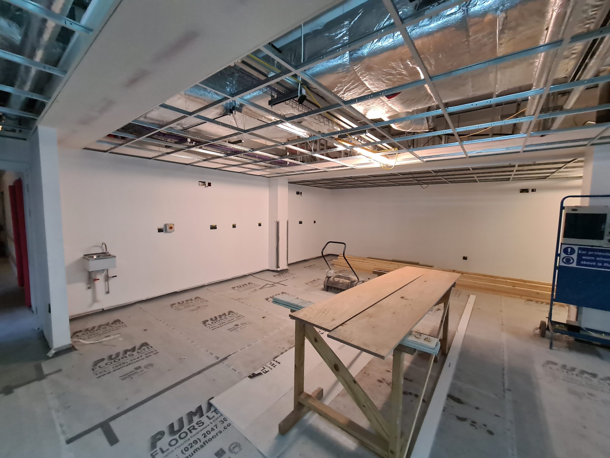 Serving area with printed graphics