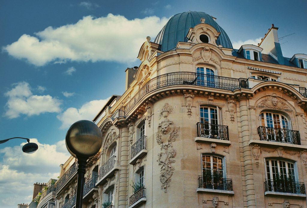 picture of an old building to represent 3M Prestige Sun Control Window Films
