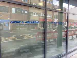 Knox & Wells
